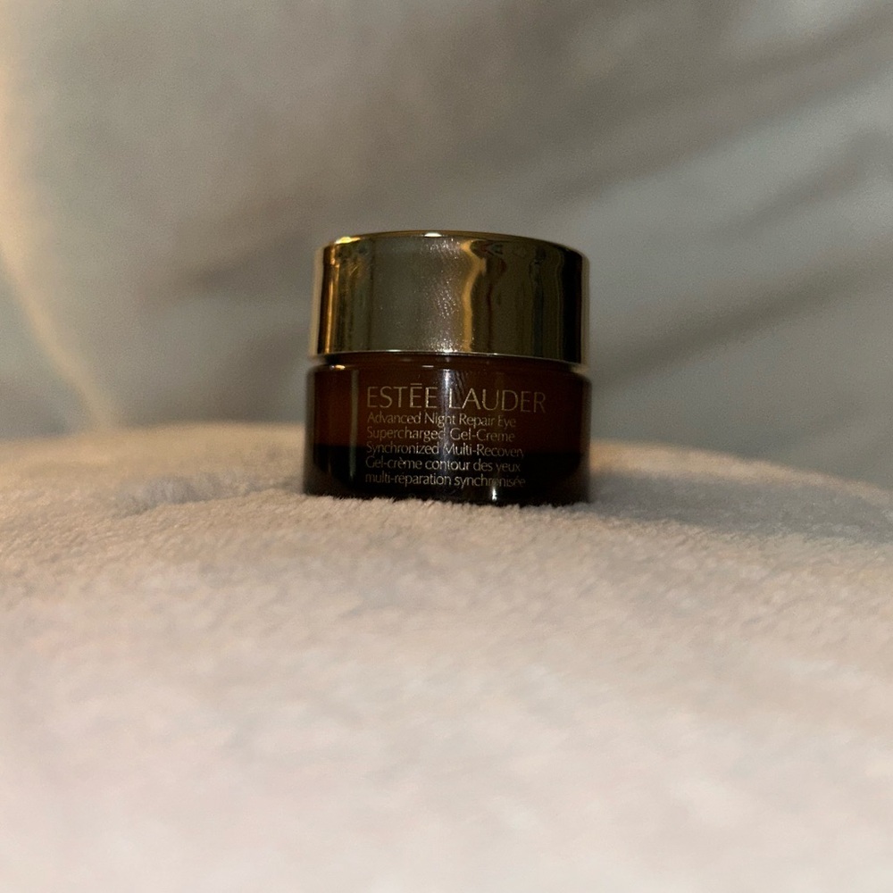 Estée Lauder Advanced Night Repair Eye Supercharged Gel-Crème .17oz Trial Size - Picture 11 of 13
